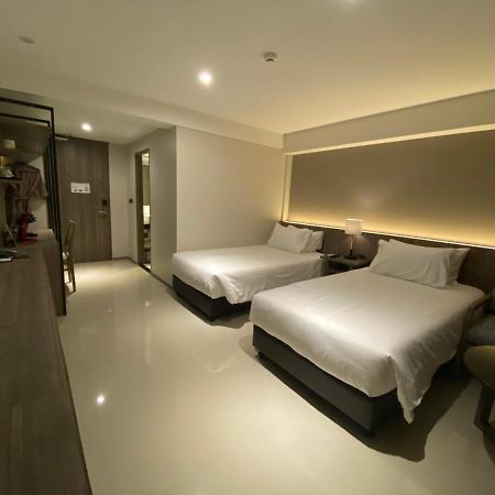 The Madera Lodge Pattaya Jomtien Beach Exterior photo