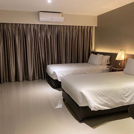 The Madera Lodge Pattaya Jomtien Beach Exterior photo